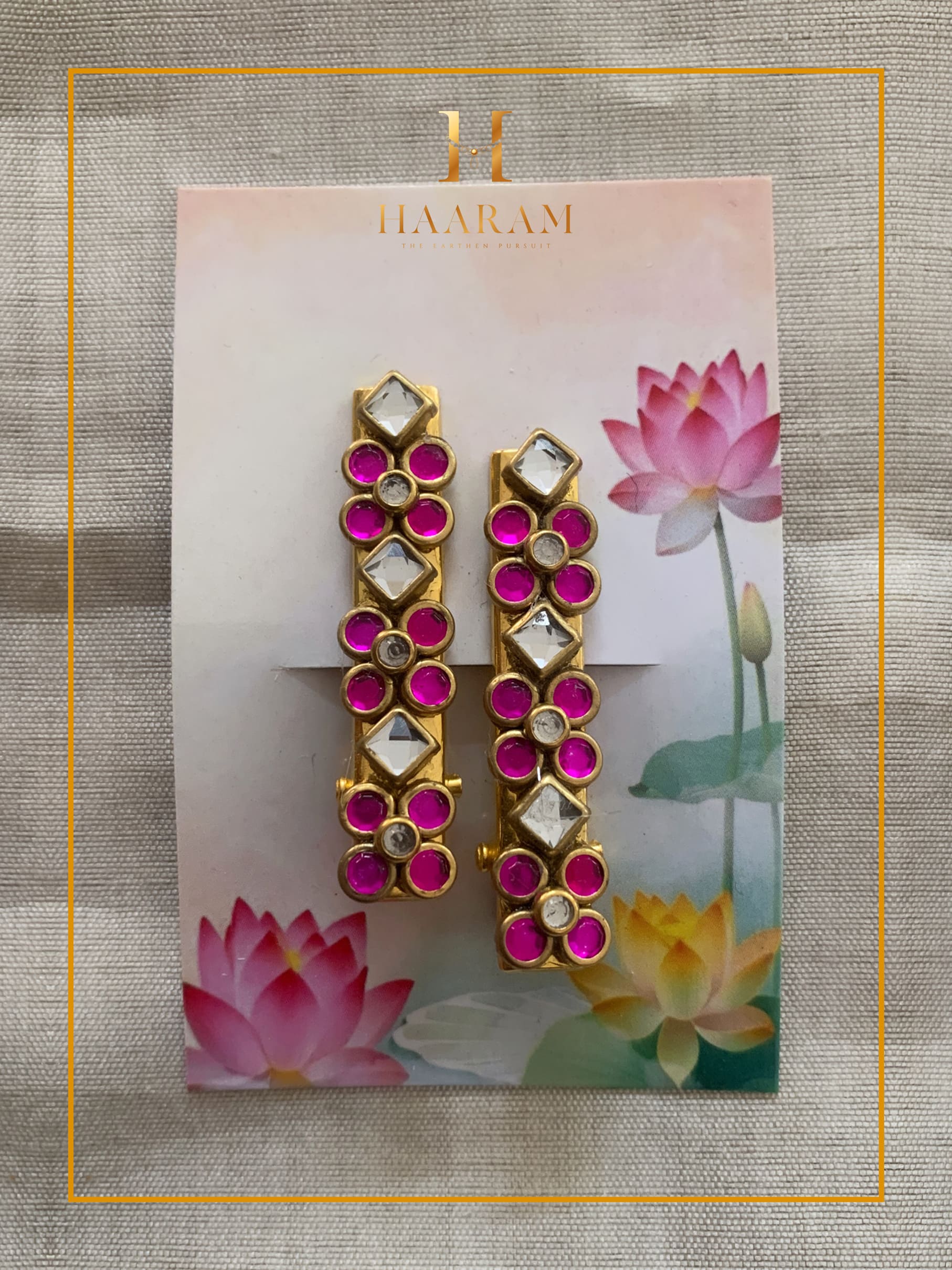 Handcrafted Alligator Clip by Haaram by Yashh โ elegant and functional hair accessory.
