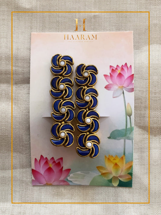 Handcrafted Alligator Clip by Haaram by Yashh — elegant and functional hair accessory.