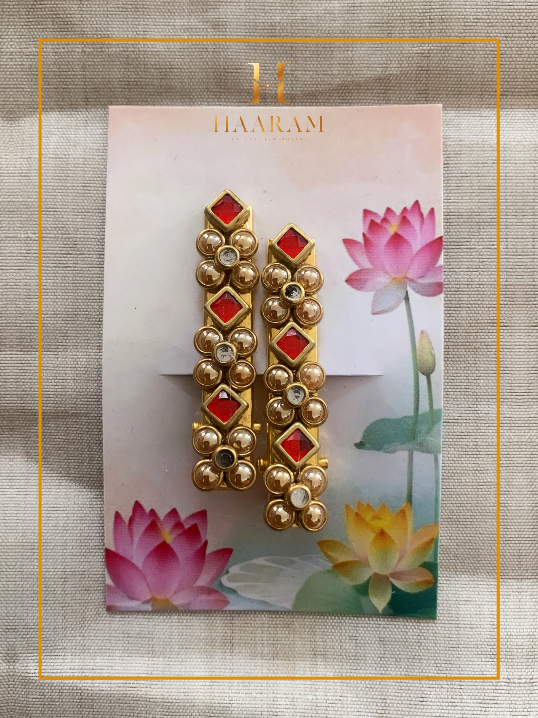 Handcrafted Alligator Clip by Haaram by Yashh โ elegant and functional hair accessory.