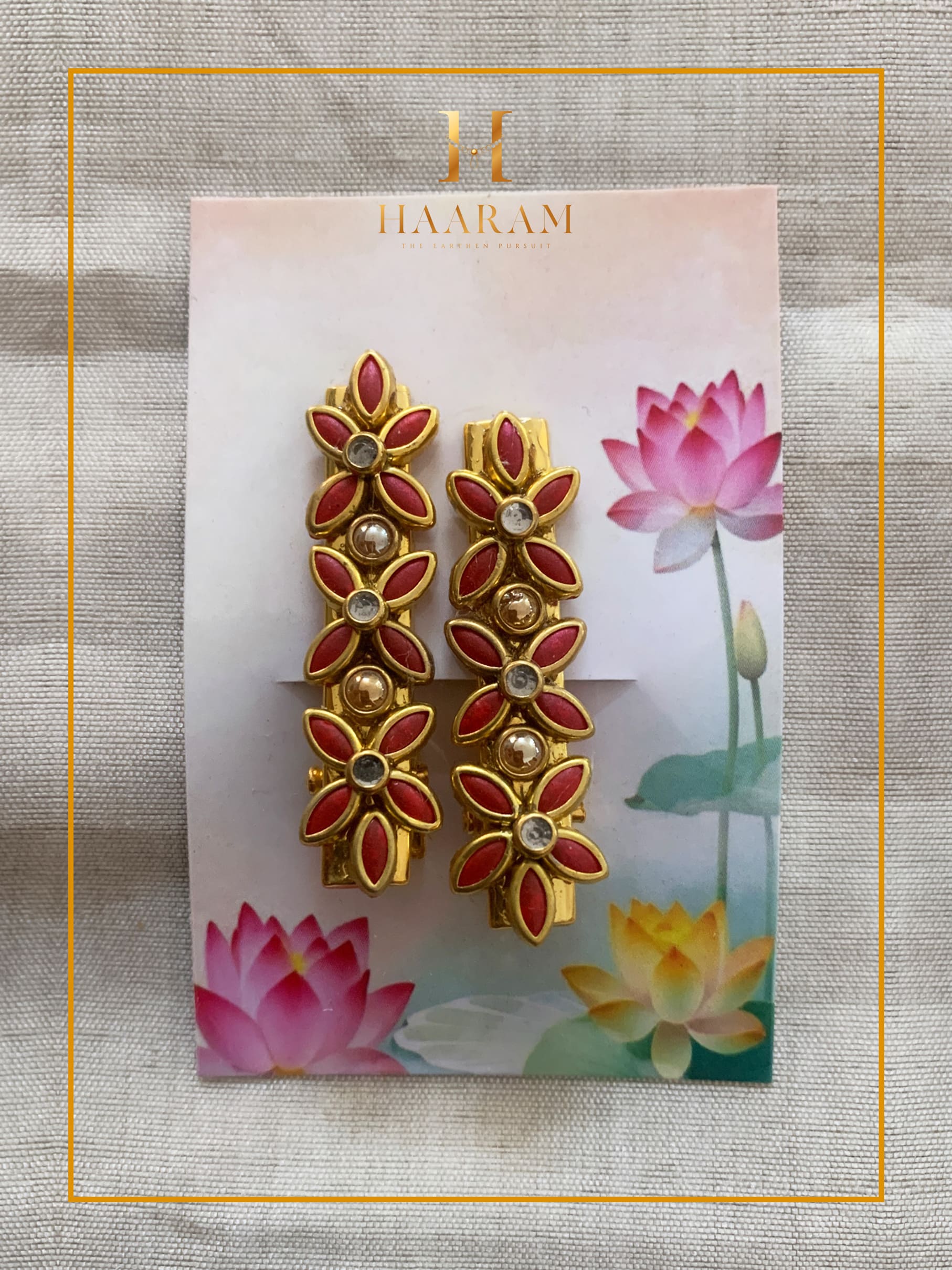 Handcrafted Alligator Clip by Haaram by Yashh โ elegant and functional hair accessory.