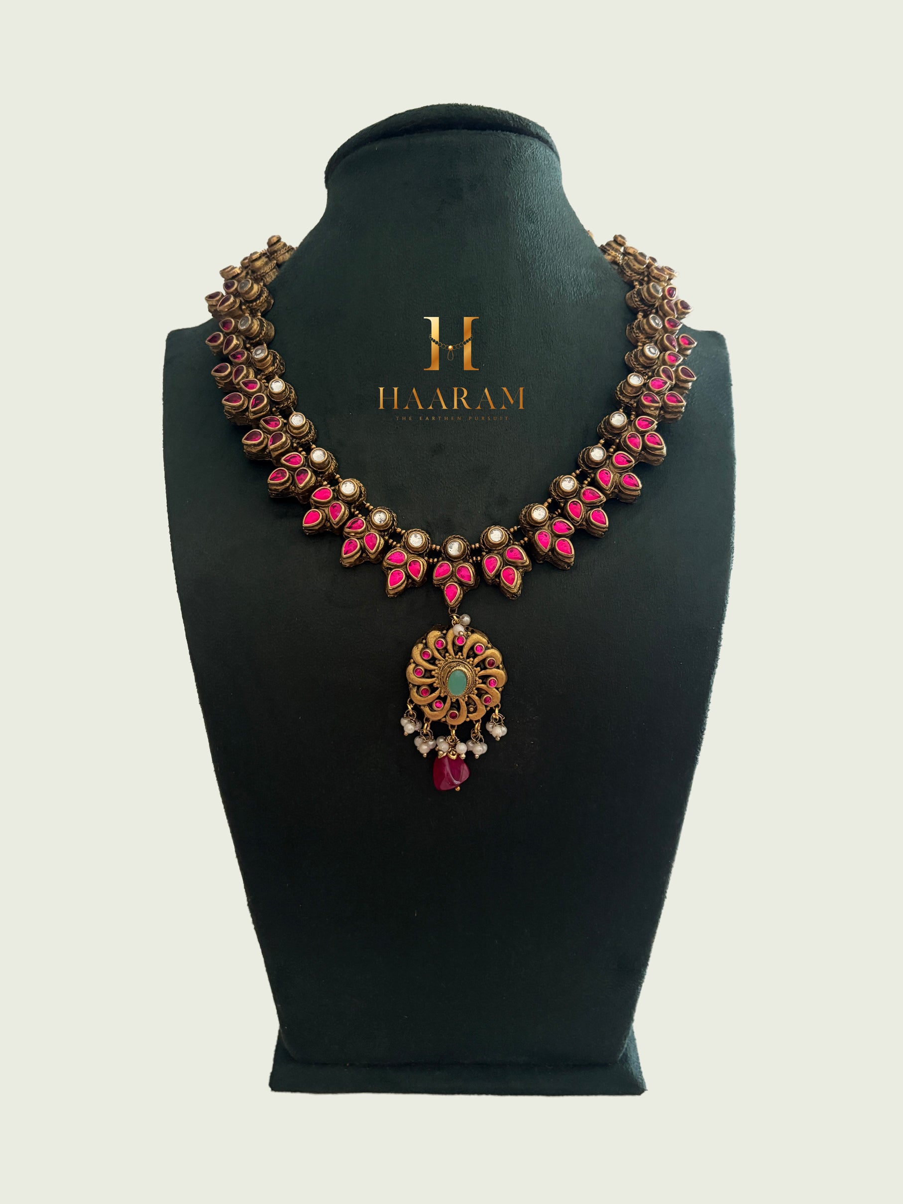 Designer terracotta necklace with side stone motif